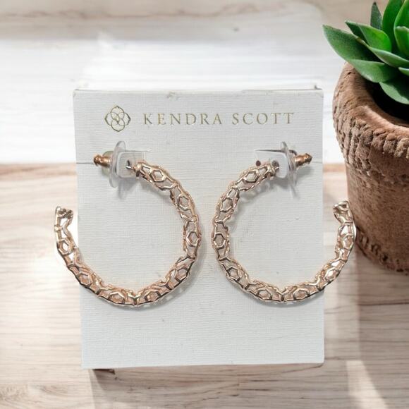 Kendra Scott Jewelry - NWT! Kendra Scott Maggie Hoop Earrings in Rose Gold-Plated Filigree